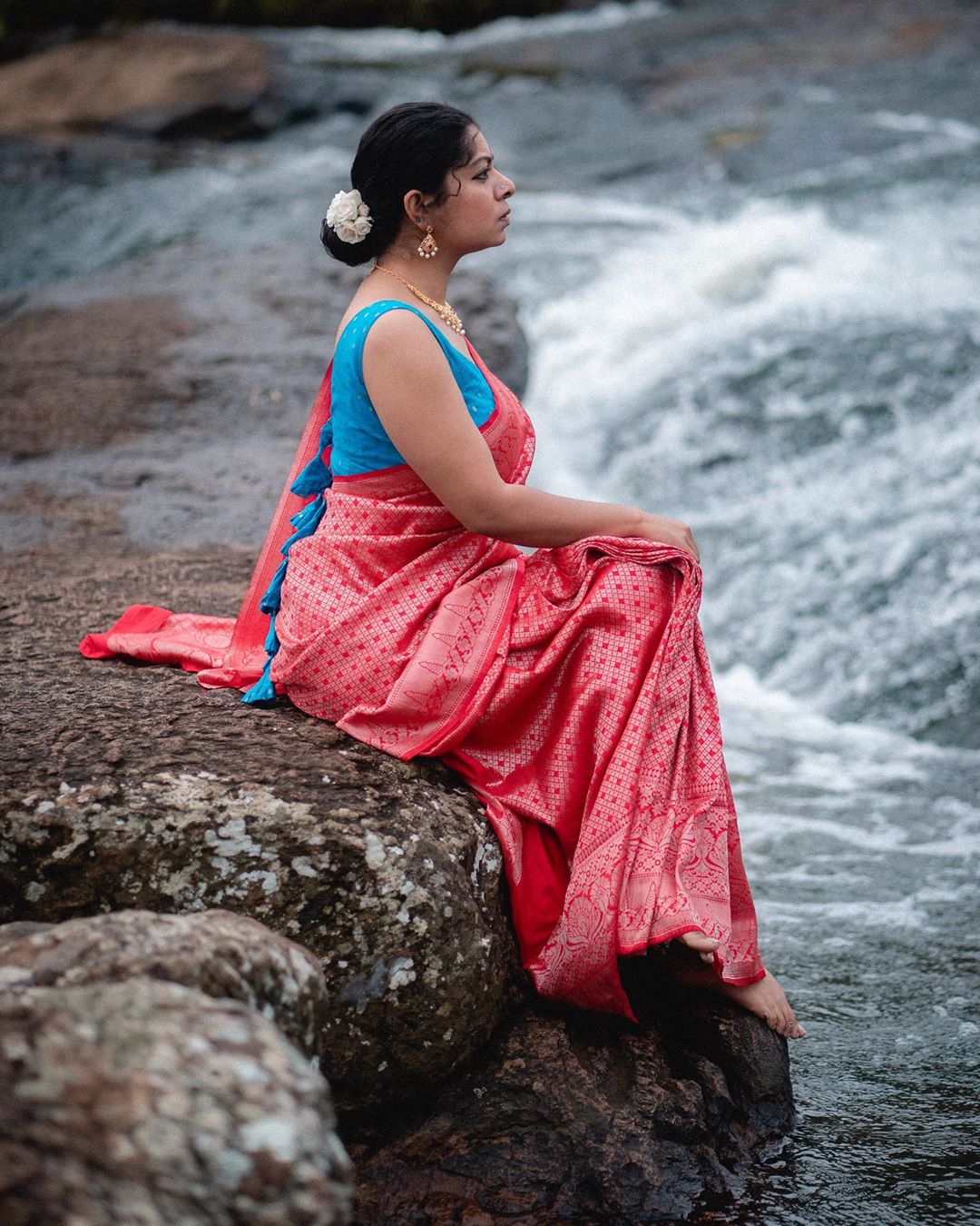 Exquisite Pastel Kantha Hand Embroidered Silk Saree – Luxurion World